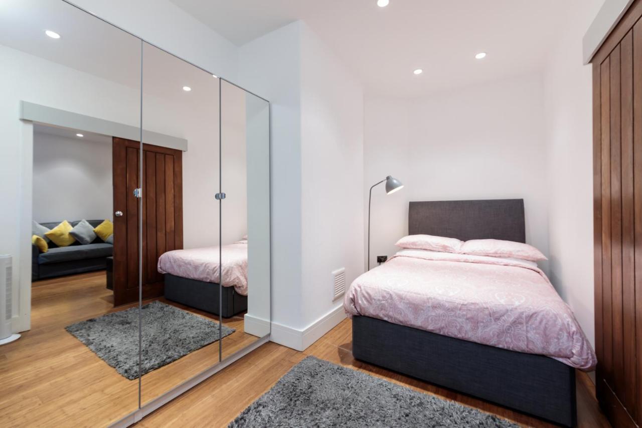 Oxford Circus Luxury Holiday Let London Exterior photo
